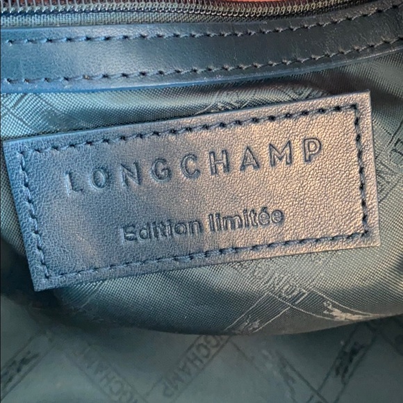 LONGCHAMP | Limited Edition Exotics Shoulder Bag - Picture 7 of 16